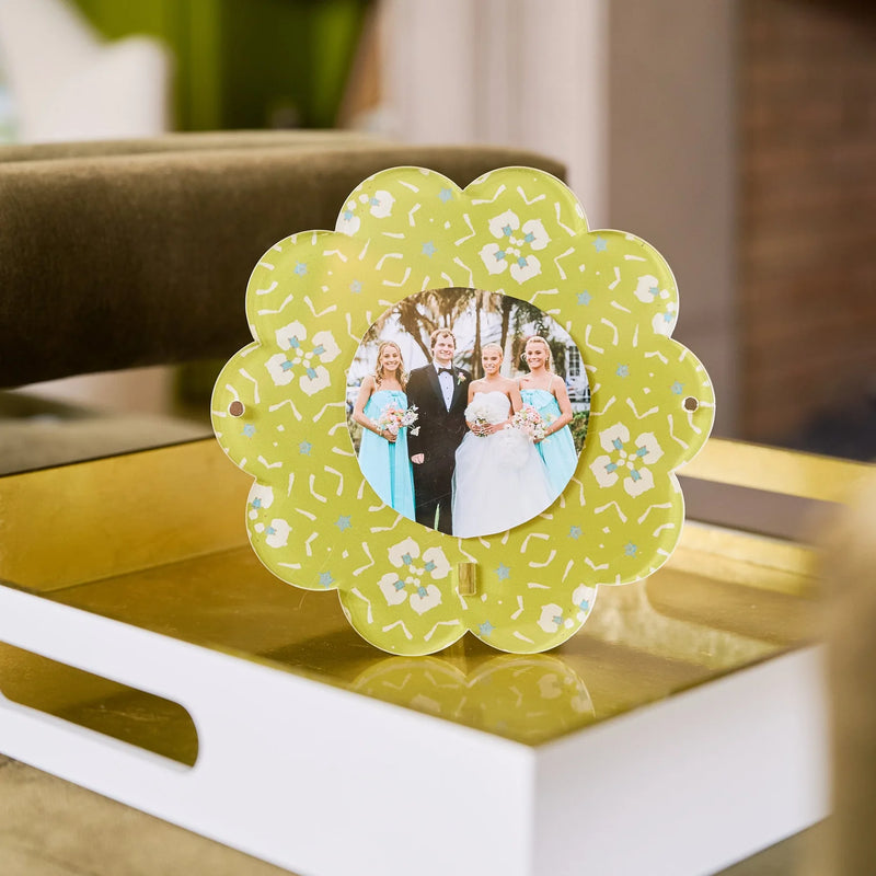 Dorset Garden Green Acrylic Round Picture Frame
